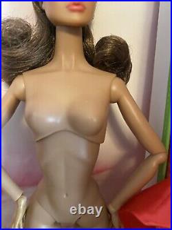 It's My Party Poppy Parker Nude With Stand & Coa Integrity Toys