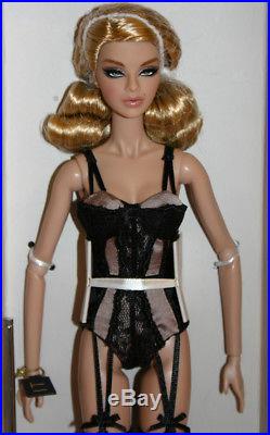 Just a Tease Mademoiselle Jolie Close-Up Doll Boudoir Fashion Royalty NRFB