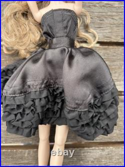 Lady In Waiting Dania Zarr Doll 12 2010 W Club Excl Integrity Fashion Royalty