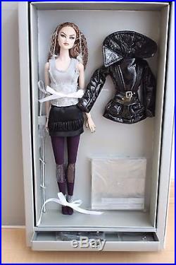 London by Night Ayumi Nu face Fashion Royalty LE850 Doll 2008 Integrity Toys