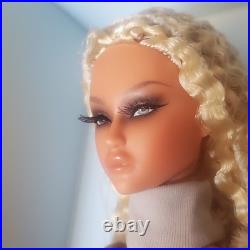 Lovetones 25 Collection Catwalk Meika Doll LE 60 Fashion Royalty Integrity Toys