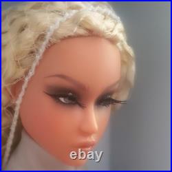 Lovetones 25 Collection Catwalk Meika Doll LE 60 Fashion Royalty Integrity Toys