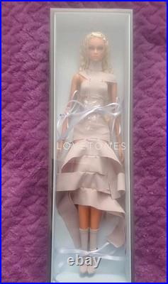 Lovetones 25 Collection Catwalk Meika Doll LE 60 Fashion Royalty Integrity Toys