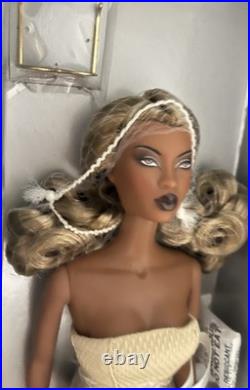 Luminescence Close Up Adele Makeda? Integrity Doll Fashion Royalty NRFB, Beauty