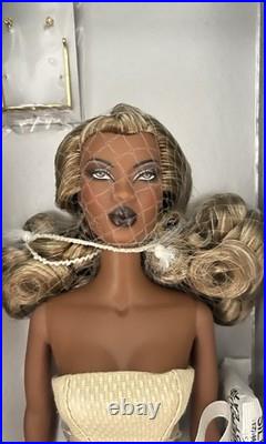 Luminescence Close Up Adele Makeda? Integrity Doll Fashion Royalty NRFB, Beauty