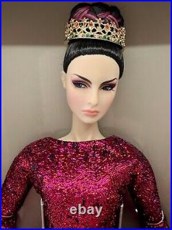 Luxe Life Convention Fashion Royalty Affluent Demeanor Agnes Von Weiss Nrfb Doll