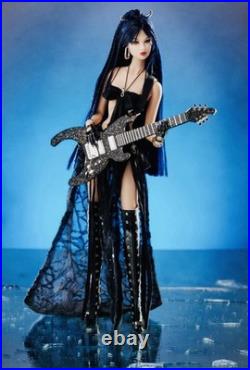 MINT FASHION ROYALTY NuFace KUMI DEMONIC STRINGS DOLL & OUTFIT. No Purse