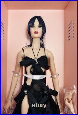 MINT FASHION ROYALTY NuFace KUMI DEMONIC STRINGS DOLL & OUTFIT. No Purse