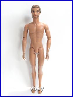 Metropolitan Adventurer Tajinder Chowdhury Nude With Stand & Coa Integrity Toys