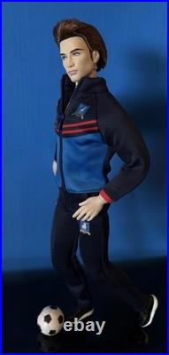 Mizi Adonis siz MALE DOLL Articulated Integrity Toys Homme Fashion Royalty OOAK