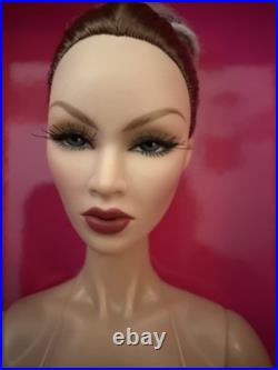 Modern Renaissance Binna Park Pink Variation #91551 NRFB Fashion Royalty Curated