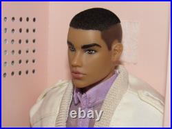 Monsieur Thiago Valente #82135 NRFB Integrity Toys Nu. Face Fashion Royalty Homme Monsieur Thiago Valente #82135 NRFB Integrity Toys Nu. Face Fashion Royalty Homme