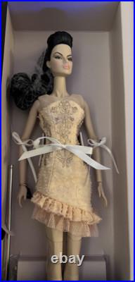 NRFB A Touch of Frost Eugenia Perrin Frost 2013 Fashion Royalty DOLL