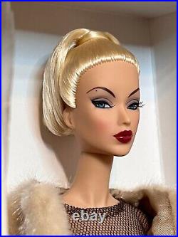 NRFB Evening in Montreal Victoire Roux Doll 2014 FR Integrity Toys