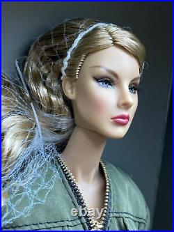 NRFB FASHION DARLING GISELLE NU FACE 12 doll Integrity Toys Fashion Royalty FR