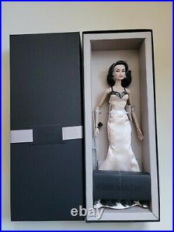 NRFB KYORI SATO IDOL WORSHIP doll Integrity Fashion Royalty FR2