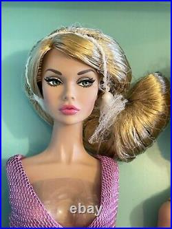 NRFB Looks A Plenty! Poppy Parker 3 dolls in one! Fashion Royalty with BODY Pack
