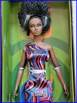 NRFB RENDEZ-VOUS IN RIO POPPY PARKER 12 doll Integrity Toys Fashion Royalty FR