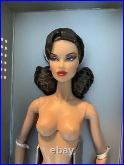 NUDE Vanessa Perrin- Retro Dimensional Fashion Royalty Integrity Toys NO STAND