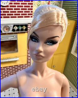 NUDEVERONIQUE PERRINPetite Robe Classique (NUIT) Doll