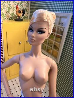 NUDEVERONIQUE PERRINPetite Robe Classique (NUIT) Doll