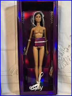 Natalia Fatale CHAIN OF COMMAND 12.5 NUDE DOLL Integrity Toys