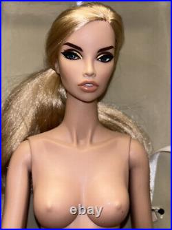 Nude Press Magnate Saskia Tate Fashion Royalty 16 FR16 Doll