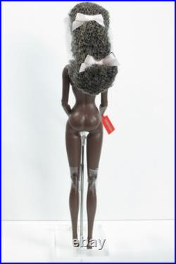 Nyasha Lauder Succession Nude With Stand & Coa Never Displayed Integrity Toys