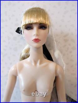 POETIC BEAUTY EDEN BLAIR NUDE WITH STAND NuFACE FASHION ROYALTY INTEGRITY TOYS