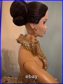 Pale Fire Vanessa Perrin Fashion Royalty Doll Used By Jason Wu Pale Fire Vanessa Perrin Fashion Royalty Doll Used By Jason Wu