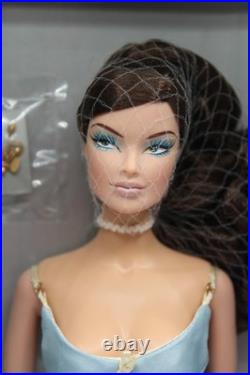 Paradise Veronique Perrin Fashion Royalty Doll MFD exclusive NRFB Paradise Veronique Perrin Fashion Royalty Doll MFD exclusive NRFB
