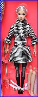 Poppy Parker CHECKMATES 12 DRESSED DOLL ACTUAL Fashion Royalty NEW