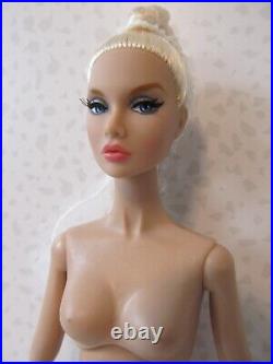Poppy Parker Friday Night Frug Nude With Stand & Coa Fashion Royalty Integrity