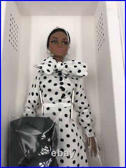 Poppy Parker Integrity Toys Anniversary Kiss Dressed Doll Brunette NRFB LE450