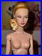 Poppy-Parker-Pink-Powder-Puff-LE-700-Fashion-Week-2019-Integrity-Toys-01-ej