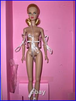 Poppy Parker Pink Powder Puff LE 700- Fashion Week 2019 Integrity Toys
