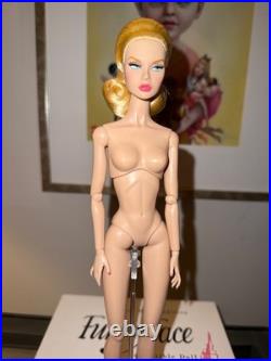 Poppy Parker Pink Powder Puff LE 700- Fashion Week 2019 Integrity Toys