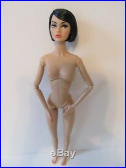 Poppy Parker The Girl From Integrity Nude With Stand & Extra Hands