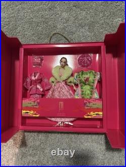 Popular FR Monogram Fashion Royalty Dressed Doll Gift Set Integrity Toys NRFB