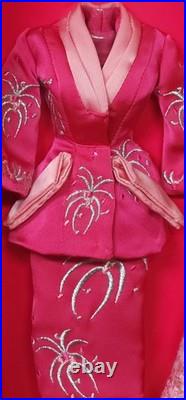 Popular FR Monogram Fashion Royalty Dressed Doll Gift Set Integrity Toys NRFB