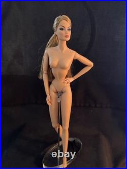 RARE Fashion Royalty Veronique Perrin Breaking the Mold Nude Integrity Toys RARE Fashion Royalty Veronique Perrin Breaking the Mold Nude Integrity Toys