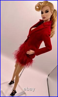 Rare Integrity Toys Fashion Royalty/ Barbie doll Dania Zarr Red Zinger pre-owned