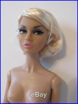 Sign Of The Times Platinum Blonde Poppy Parker Nude With Stand & Coa Integrity