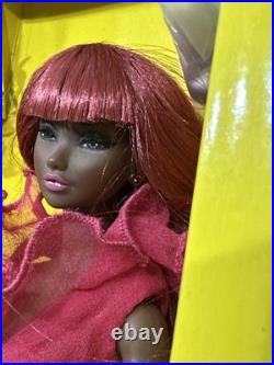 THE COLOR INFUSIONS COLLECTION COSMIC LOVE Amelie Dressed Doll