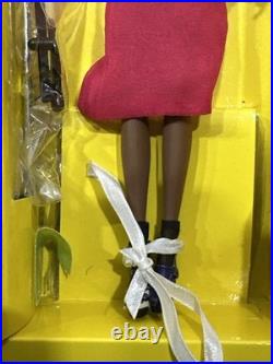 THE COLOR INFUSIONS COLLECTION COSMIC LOVE Amelie Dressed Doll