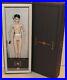 Take-Me-On-Vanessa-Perrin-Nude-Doll-with-Stand-COA-Box-Fashion-Royalty-01-qrtz