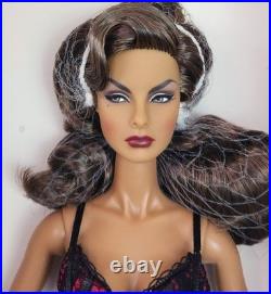 Vamp Agnes von Weiss Fashion Royalty W Club Exclusive Doll NRFB