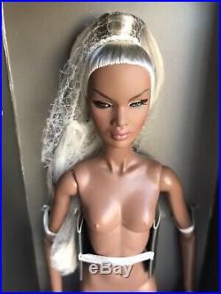 Vanity & Glamour Nadja Nu Face Fashion Royalty Integrity Toys nude doll OOAK