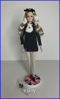 WELCOME TO MISTY HOLLOWS POPPY PARKER INTEGRITY TOYS Doll SWINGING LONDON