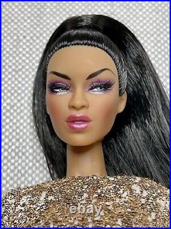 Walking On Gold Adele Makeda Luxelife Centerpiece Fashion Royalty Integrity Toys